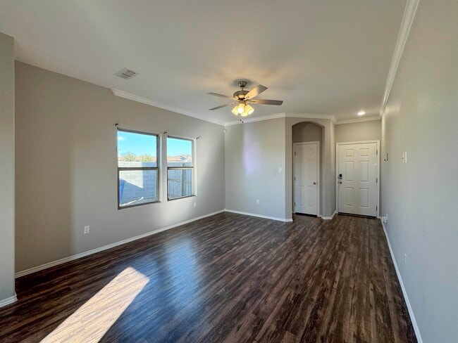 Building Photo - 5802 Moses Lp