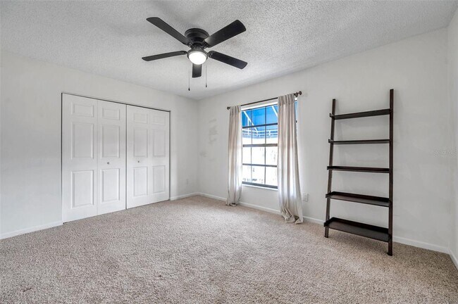 Building Photo - 745 Pinellas Bayway S