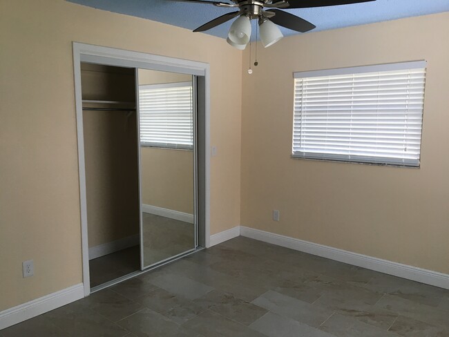 Front bedroom - 312 14th St SW