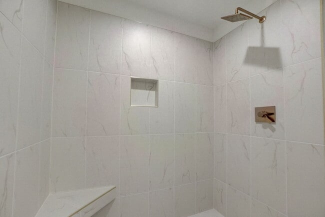 Building Photo - 1112 Pender St