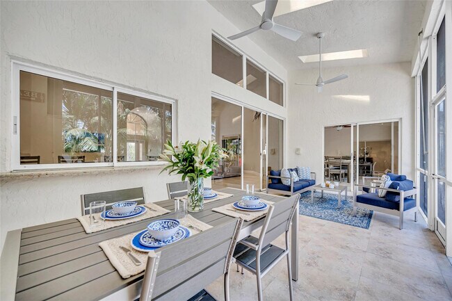 Building Photo - 1643 Seabreeze Blvd