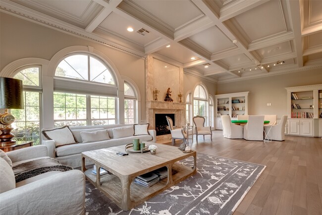 Building Photo - 12445 Memorial Dr