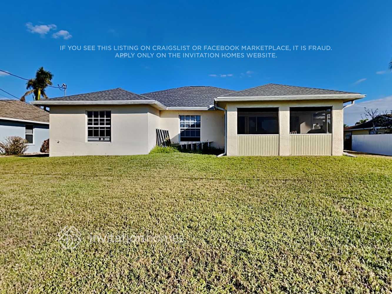 Building Photo - 2217 NE 8th Pl