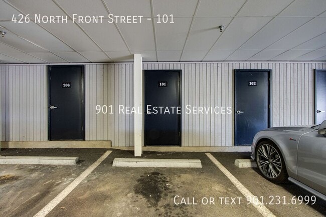 Building Photo - 426 N Front St