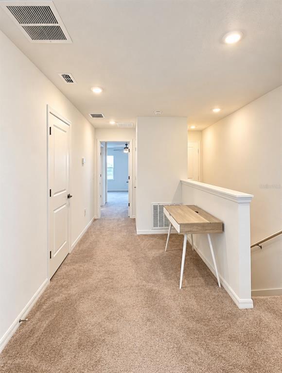 Building Photo - 8212 Crescent Oaks Dr