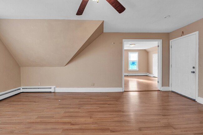 Building Photo - 31 Ripley St