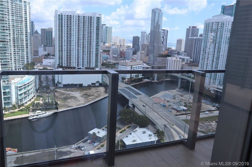 Building Photo - 88 SW 7th St