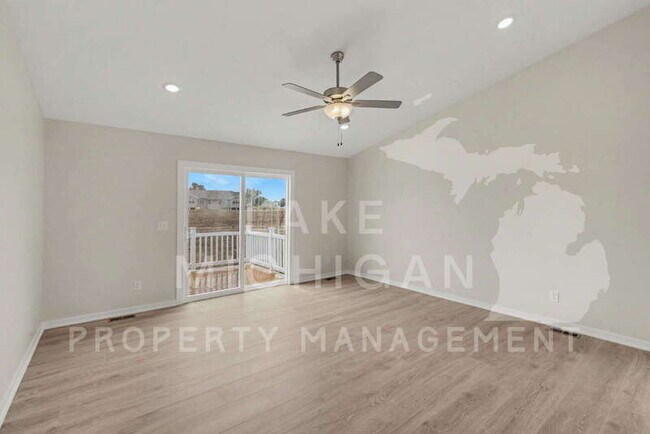 Building Photo - 3786 Ambrosia Dr SW