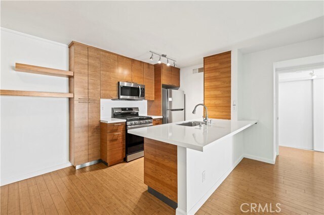 Building Photo - 24518 W Nicklaus Dr