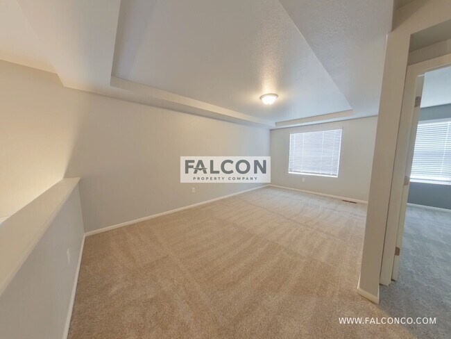 Building Photo - 9279 Birr Ct