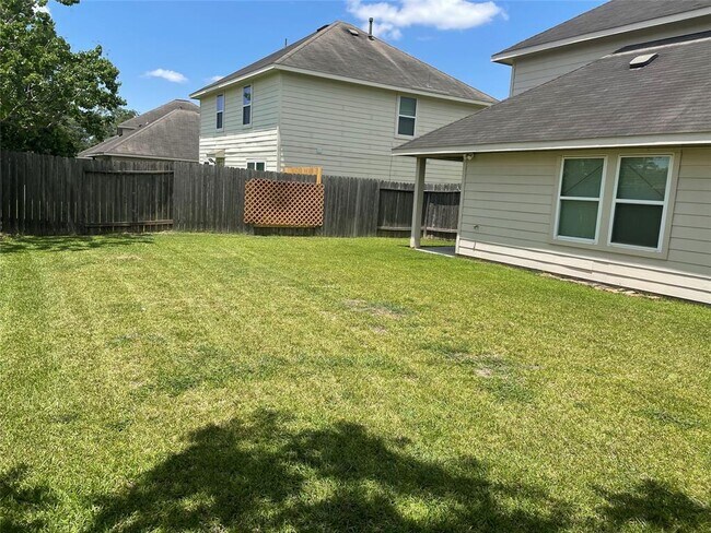 Building Photo - 11418 El Diamante Dr