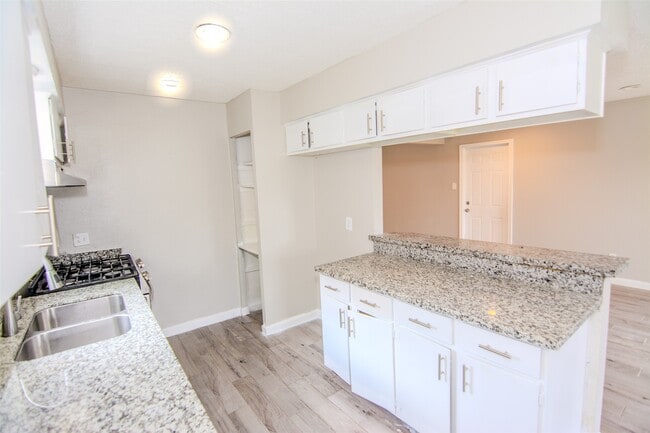 Building Photo - 11731 McLain Blvd