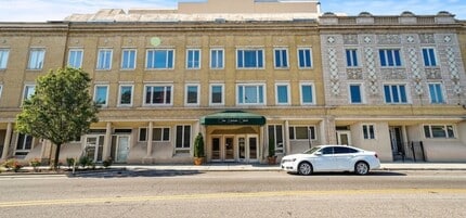 Building Photo - 6337 Roosevelt Rd