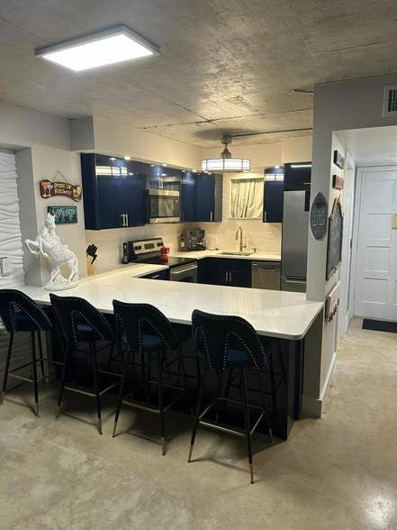 Building Photo - 3570 S Ocean Blvd