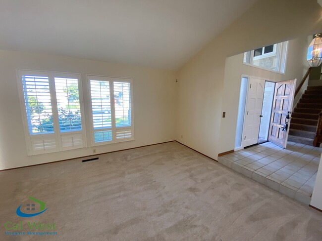 Building Photo - $4795 - 2 Story 4 Bed/2.5 Bath Almaden Hom...