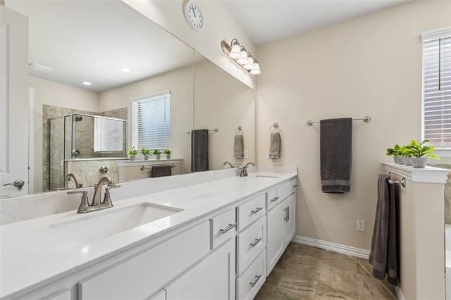 Building Photo - 1416 Jackdaw Rd