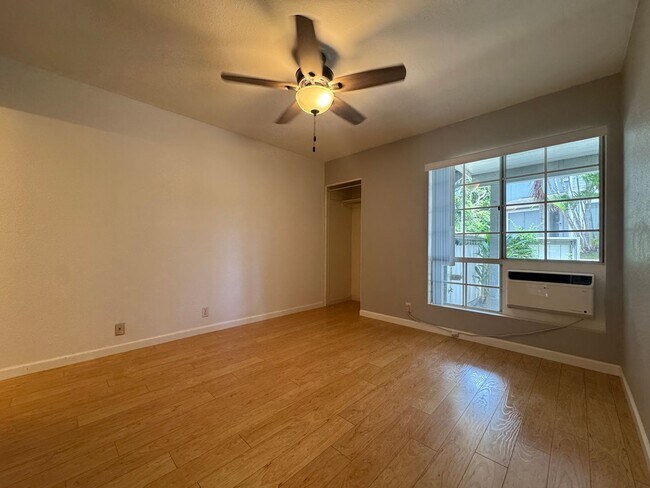 Building Photo - 545B Mananai Place Unit #28