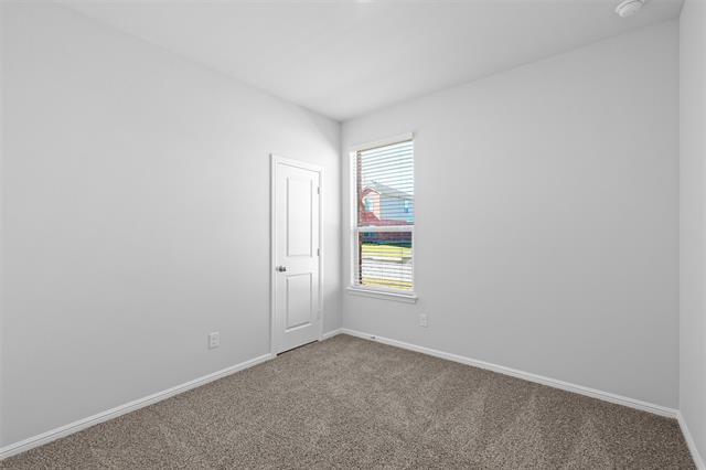 Building Photo - 9749 Fallston Dr