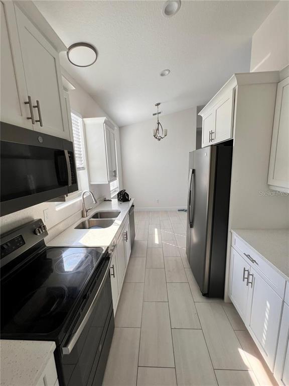 Building Photo - 3320 Amanda St