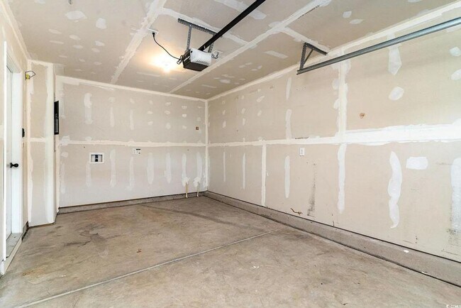 Building Photo - 616 Montenegro Way