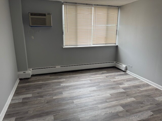Building Photo - 2211 S Highland Ave