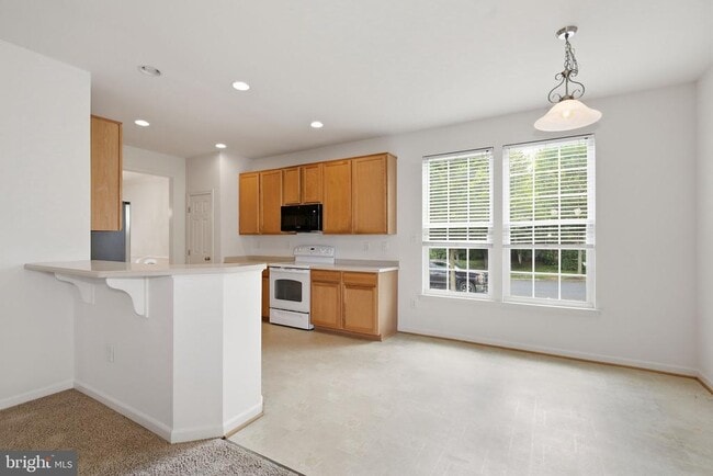 Building Photo - 20 Houser Dr