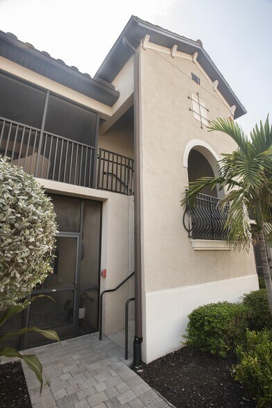 Building Photo - 5557 Palmer Cir