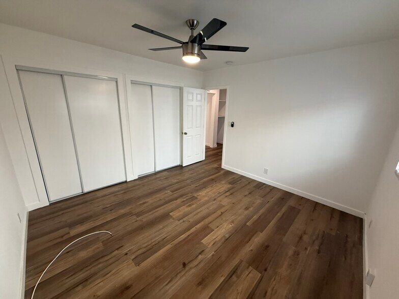 Building Photo - 4066 W 129th St