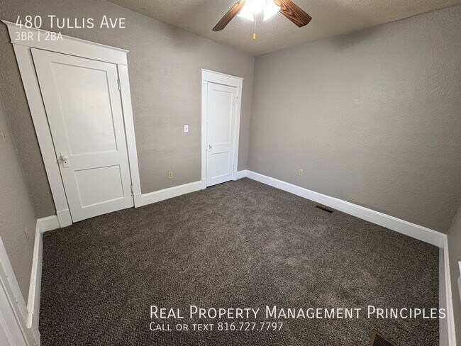 Building Photo - 480 Tullis Ave