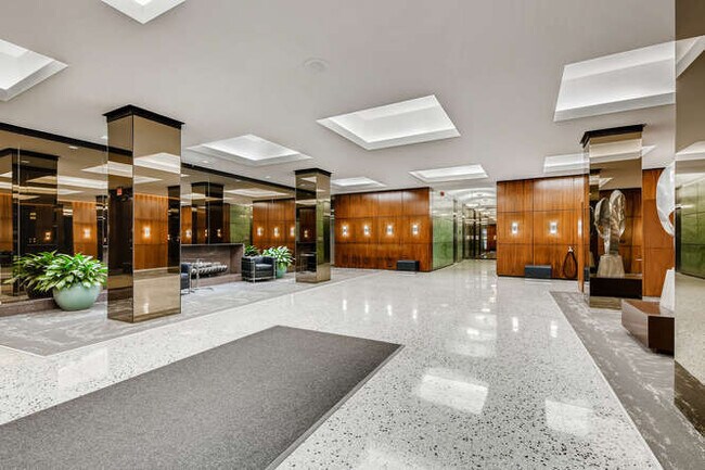 Building Photo - 535 N Michigan Ave