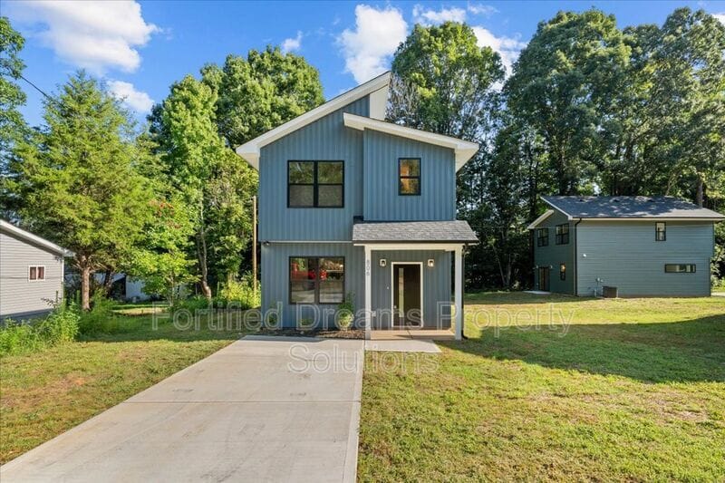 Building Photo - 806 W Dameron Ave