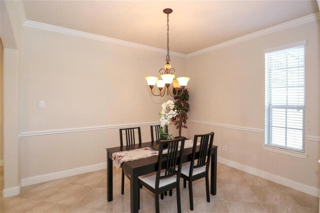 Building Photo - 10326 Hatcher Dr