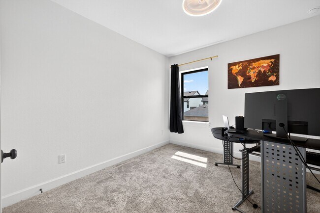 Building Photo - 1514 Park Path Dr