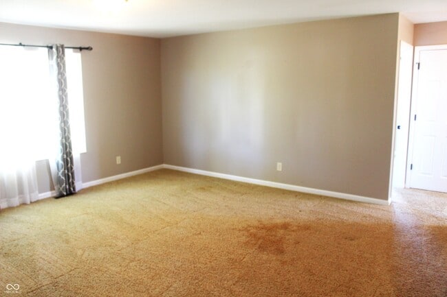 Building Photo - 2244 McGregor Ct