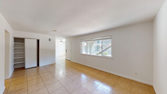 Building Photo - 18167 Happy Ln