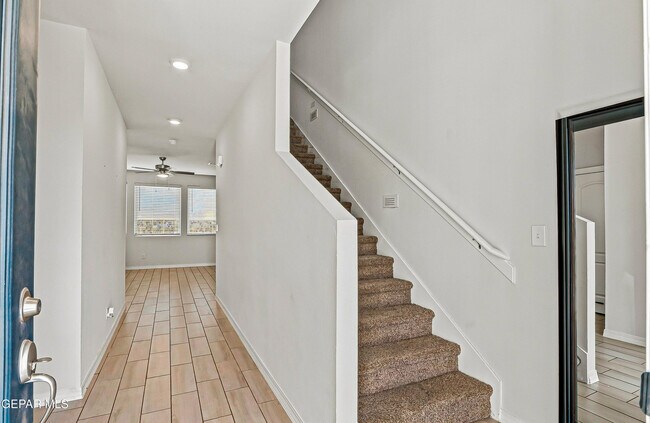 Building Photo - 10620 Hidden Arch Pl