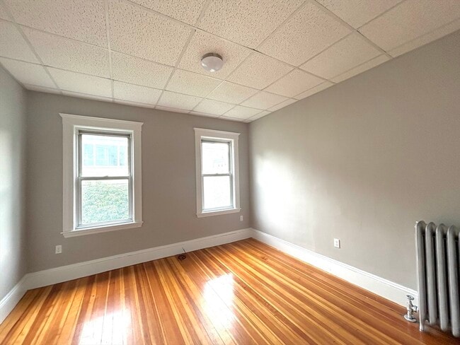 Building Photo - 93 Goddard St