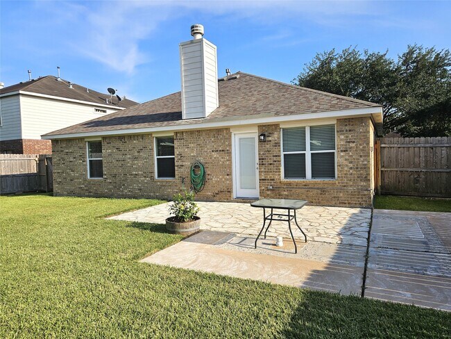 Building Photo - 2610 Slider Ct