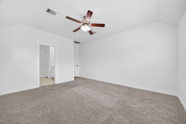 Building Photo - 16307 Rockdale Landing Dr