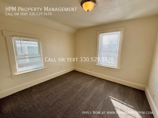 Building Photo - 2619 Clyde Pl SW