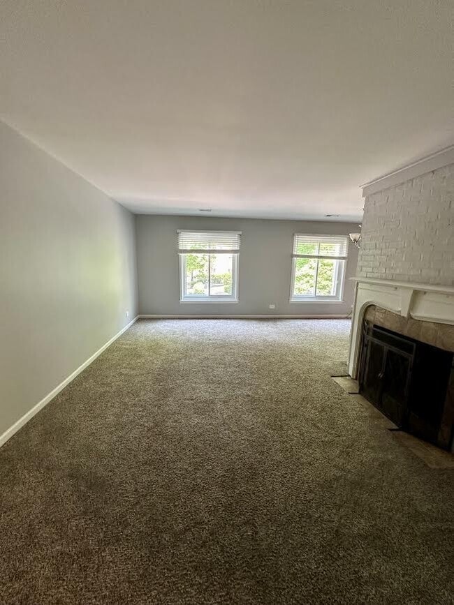 Building Photo - 1499 Shermer Rd