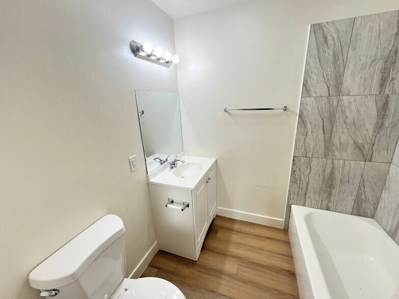 Building Photo - 1417 Pennsylvania Ave