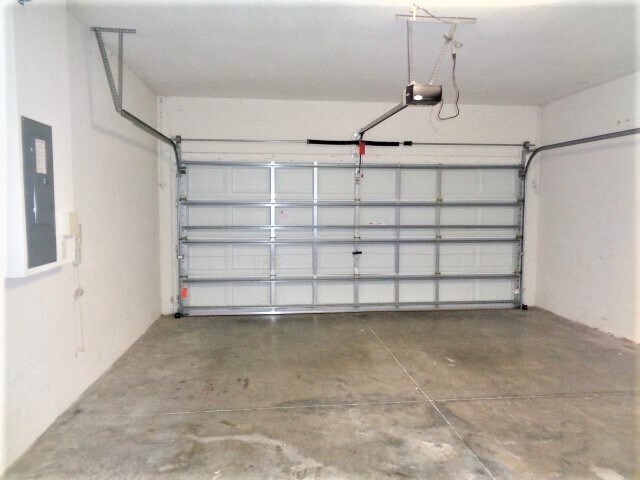 Building Photo - 8003 Moccasin Trail Dr