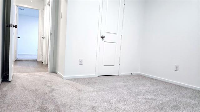 Building Photo - 7149 Waterford Crk Ct