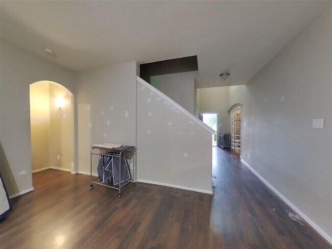 Building Photo - 28906 Hidden Cove Dr