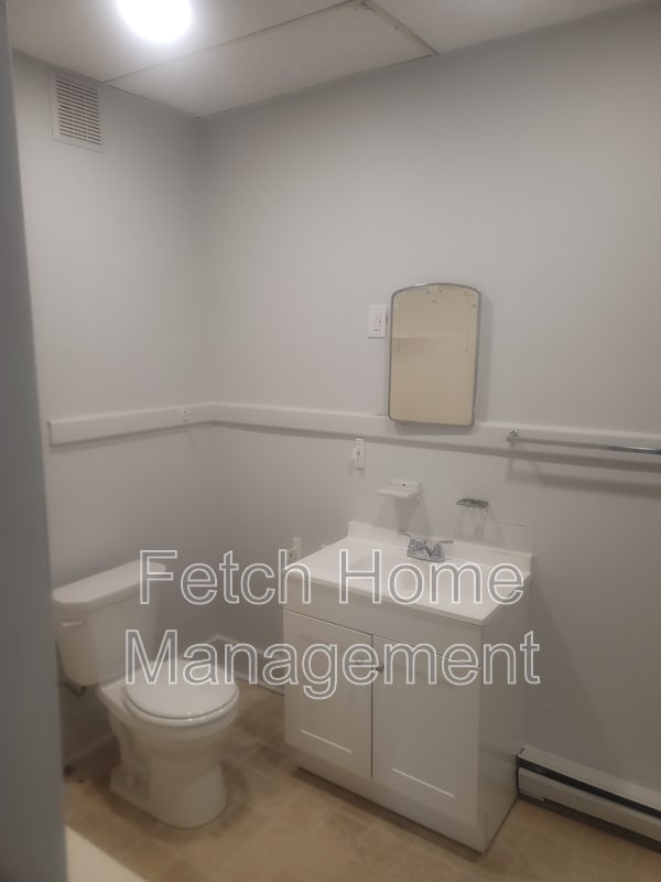 Building Photo - 107-109 East Main Street