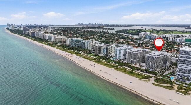 Building Photo - 9595 Collins Ave