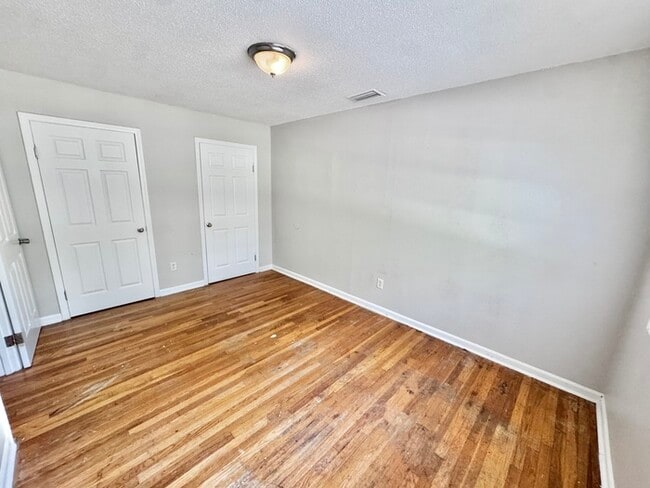 Building Photo - 4036 Navaho Ave