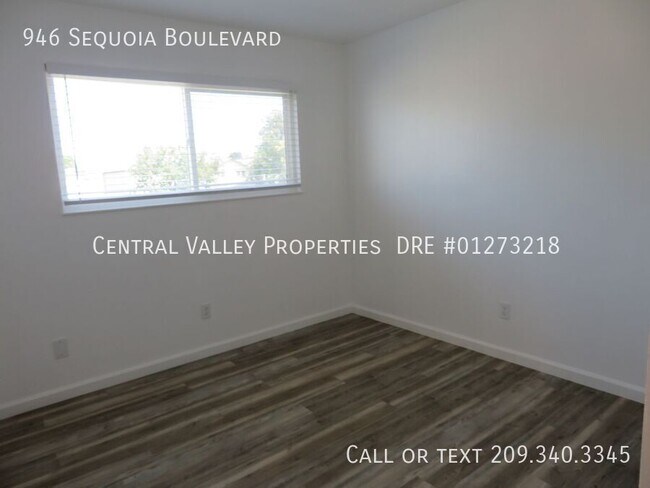 Building Photo - 946 Sequoia Blvd