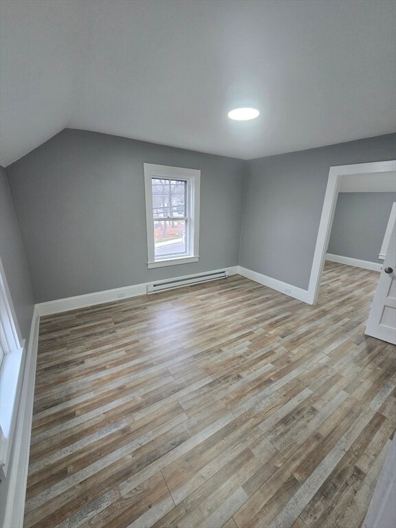 Building Photo - 754 Park St